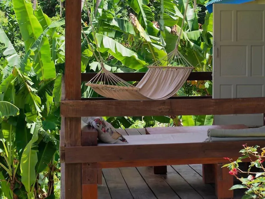 Little Diamond, Wooden Jungle House. Bathsheba. Villa Saint Joseph Feriehus